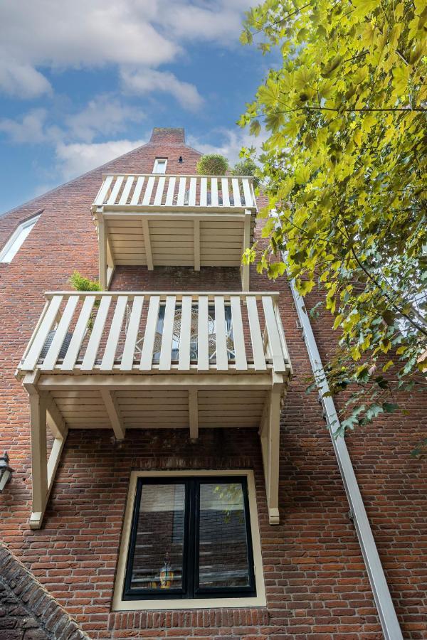 Heritage 17Th Century Supreme City Penthouse Leeuwarden Eksteriør bilde